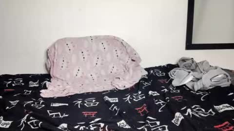 Snapshot of leohot24 chatting on January 2025 03:53:01 AM leo online show from January 2025 03:53:01 AM