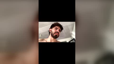 Snapshot of leoliciousss chatting on December 2025 07:32:01 PM Leo online show from December 2025 07:32:01 PM