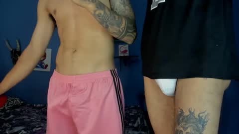 leon_big_cock online show from February 2026 01:00:02 AM