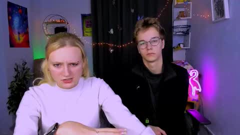 Snapshot of leon_lie chatting on December 2025 01:05:01 PM leo online show from December 2025 01:05:01 PM