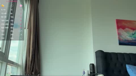 Snapshot of leon_lovefitness chatting on November 2025 02:33:01 AM Leon online show from November 2025 02:33:01 AM