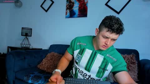 Leon Smoron online show from October 2025 11:37:01 PM