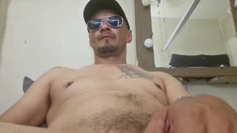 leonar0101 online show from September 2025 09:43:01 AM