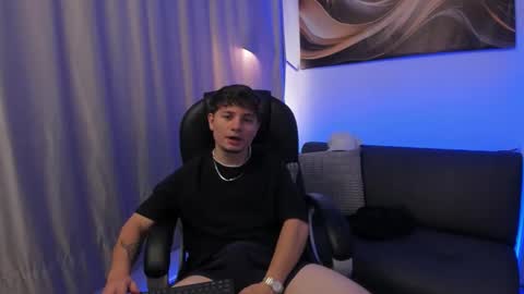 Leo  online show from February 2026 04:53:02 AM