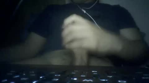 leoonel_95 online show from April 2026 04:06:02 AM