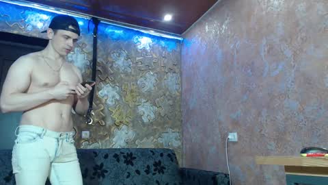 leoroman online show from March 2025 09:18:02 AM