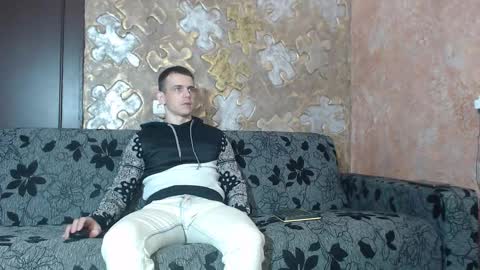 leoroman online show from October 2025 10:14:02 AM