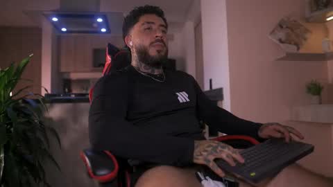 Leo Salvatore online show from October 2025 11:45:02 PM