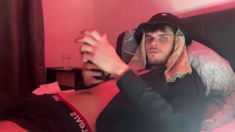 leosehenrot736234 online show from April 2026 07:03:01 PM