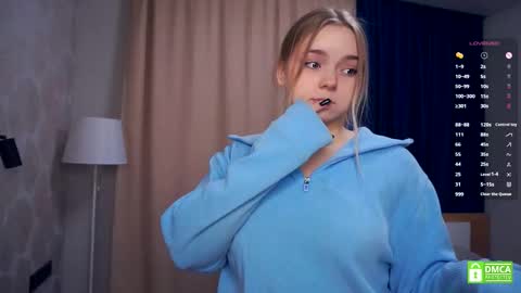 Snapshot of leotafredericks chatting on November 2025 05:06:02 AM Hello everyone Im Lora Its my first day Were going to have fun together online show from November 2025 05:06:02 AM