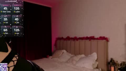 Snapshot of lerakit chatting on October 2025 02:51:02 PM Nicole Moore online show from October 2025 02:51:02 PM