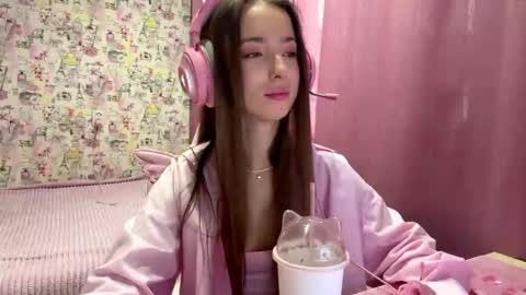 Lesya online show from April 2026 10:35:02 PM