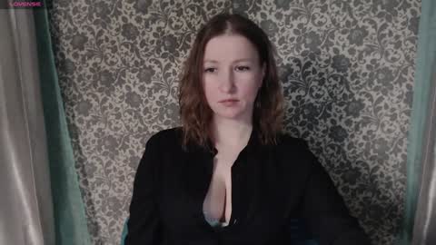 Snapshot of lesanamagic chatting on December 2024 07:00:02 PM LesanaMagic online show from December 2024 07:00:02 PM