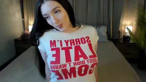 Lesley online show from November 2025 04:33:02 AM