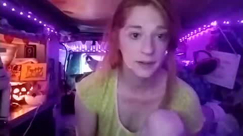 LesleyGumGrass- The Boring Trans girl online show from October 2025 05:31:02 PM