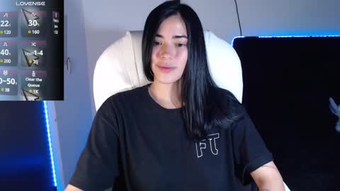 Snapshot of leslieblack_ chatting on March 2025 11:38:02 PM leslie online show from March 2025 11:38:02 PM