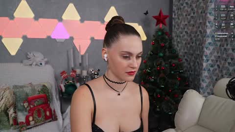 LeslieKorfs online show from December 2024 09:39:01 PM