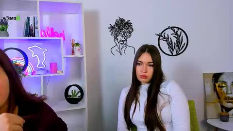 lesly_chilli online show from February 2026 11:02:01 AM