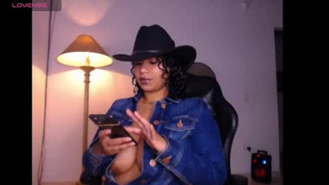 lesly online show from June 2026 02:16:01 AM