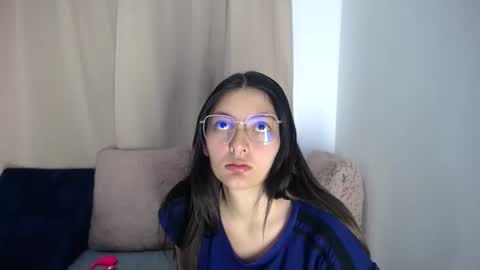 lessliee online show from March 2026 03:44:02 AM