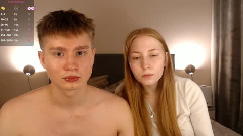 Snapshot of lessyxjhony chatting on December 2024 10:22:01 PM Alisa Jhony online show from December 2024 10:22:01 PM