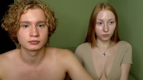 Snapshot of lessyxjhony chatting on September 2025 02:08:01 PM Alisa Jhony online show from September 2025 02:08:01 PM