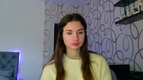 Snapshot of lette_emily chatting on November 2025 06:45:01 AM Emily online show from November 2025 06:45:01 AM