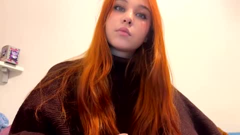 Lola online show from March 2026 07:53:01 PM