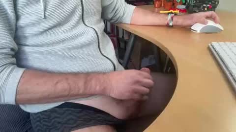 Snapshot of leukurrt chatting on November 2025 10:21:01 AM leukurrt online show from November 2025 10:21:01 AM