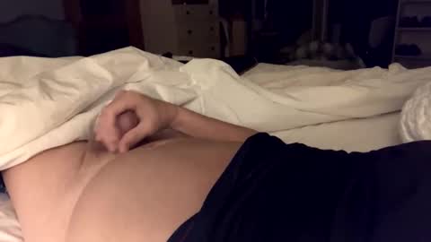 Snapshot of levec7 chatting on February 2025 04:36:02 AM levec7 online show from February 2025 04:36:02 AM