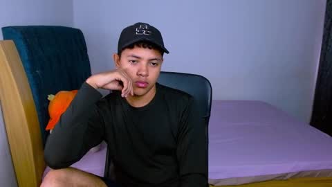      0600AM-1200PM - online show from January 2026 01:27:01 PM