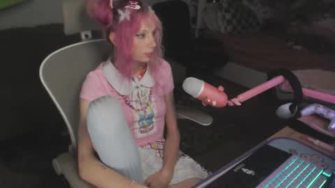 lewdy booty online show from October 2025 05:32:02 AM