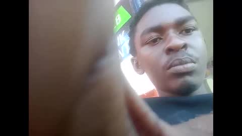 Snapshot of lewiskip chatting on September 2025 11:43:01 AM lewiskip online show from September 2025 11:43:01 AM