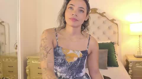 Snapshot of lexa_25_ chatting on November 2025 12:05:02 PM online show from November 2025 12:05:02 PM