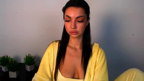 Alexia online show from June 2026 10:50:02 AM