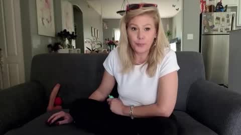 Lexi online show from November 2025 09:14:02 PM