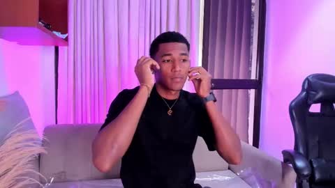 Lexi  Derek online show from November 2025 03:17:02 PM