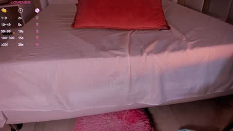 Snapshot of lexie_red chatting on December 2024 02:01:01 AM LEXIE online show from December 2024 02:01:01 AM