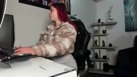 Lexie  online show from June 2026 12:04:02 PM