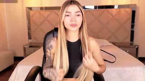 Lexie  online show from July 2026 04:43:02 PM