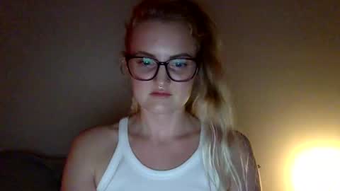 Snapshot of lexilolly chatting on September 2025 02:59:02 AM Lexilolly online show from September 2025 02:59:02 AM
