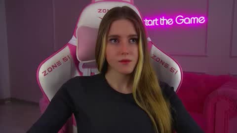 Snapshot of lexireadway chatting on November 2025 06:16:02 AM Lexi online show from November 2025 06:16:02 AM