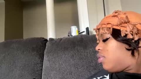 Snapshot of lexxiibo chatting on February 2025 04:14:01 PM lexxiibo online show from February 2025 04:14:01 PM