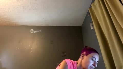 Snapshot of lexxndemm chatting on December 2024 07:51:02 AM lexxndemm online show from December 2024 07:51:02 AM