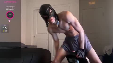 Dromaeosaurex online show from February 2025 06:19:01 AM