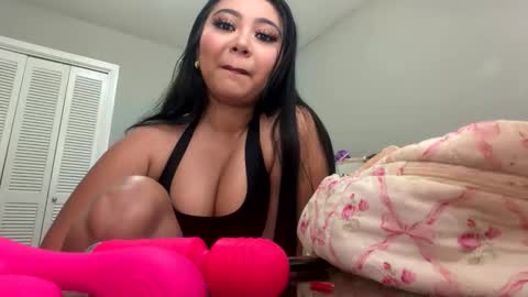 lexymexy22 online show from April 2026 04:56:02 PM