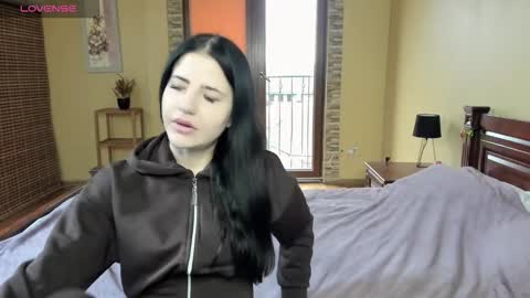 lexyswett online show from October 2025 06:35:02 AM