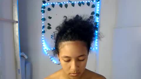 lolita online show from December 2024 04:49:01 PM