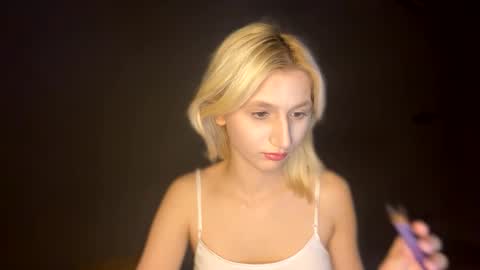 Leya online show from November 2025 05:58:02 PM