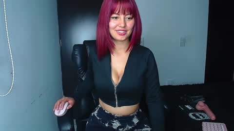 Snapshot of leydysexlover chatting on September 2025 12:33:01 AM Leydy online show from September 2025 12:33:01 AM